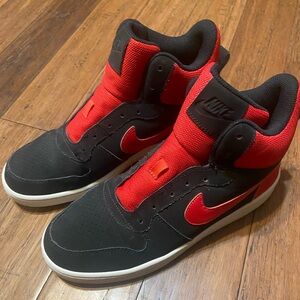Nike Court Borough Sneakers Size 9.5 Black Red Suede Basketball Shoes